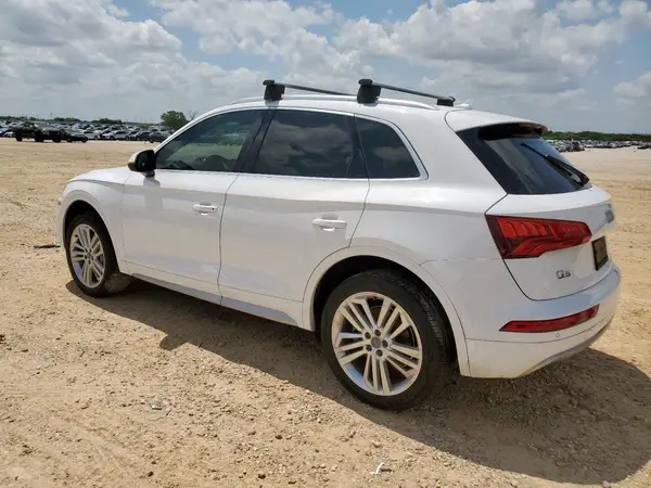 WA1BNAFY4J2019504 2018 AUDI Q5 - Image 2