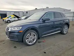WA1BNAFY4J2021883 2018 AUDI Q5