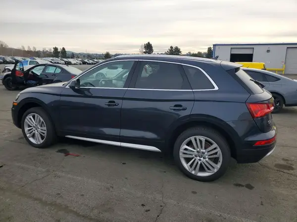 WA1BNAFY4J2021883 2018 AUDI Q5 - Image 2