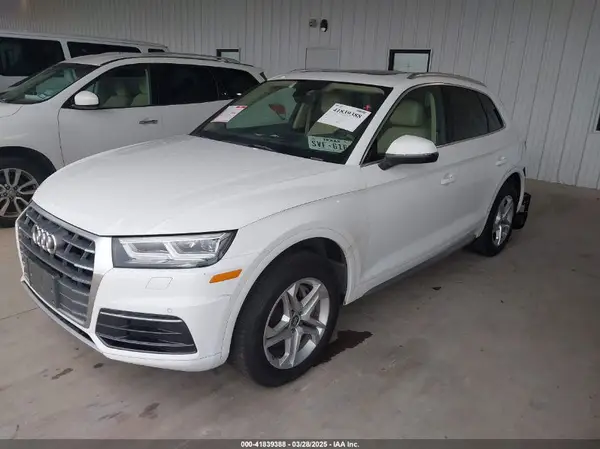 WA1BNAFY4J2034388 2018 AUDI Q5 - Image 2