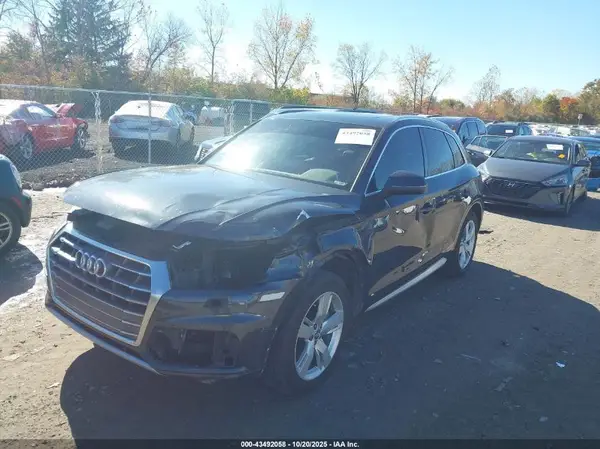 WA1BNAFY4J2045553 2018 AUDI Q5 - Image 2