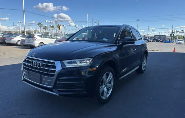 WA1BNAFY4J2052972 2018 AUDI Q5 - Image 2