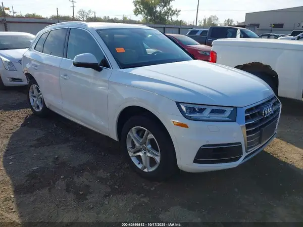 WA1BNAFY4J2056195 2018 AUDI Q5 - Image 1