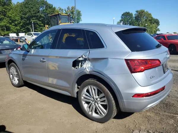 WA1BNAFY4J2058660 2018 AUDI Q5 - Image 2