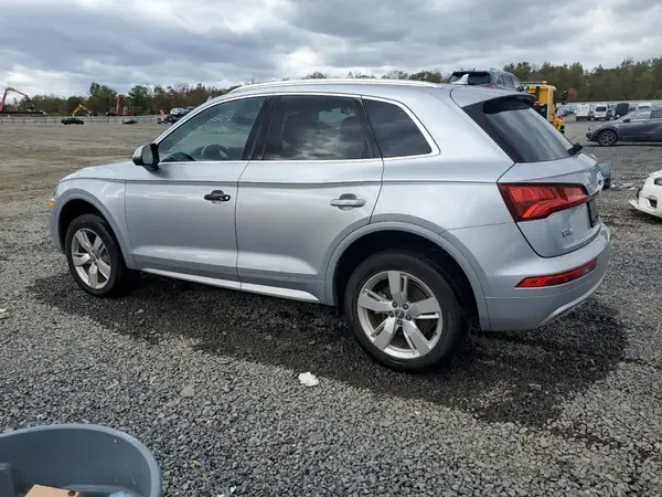 WA1BNAFY4J2061428 2018 AUDI Q5 - Image 2