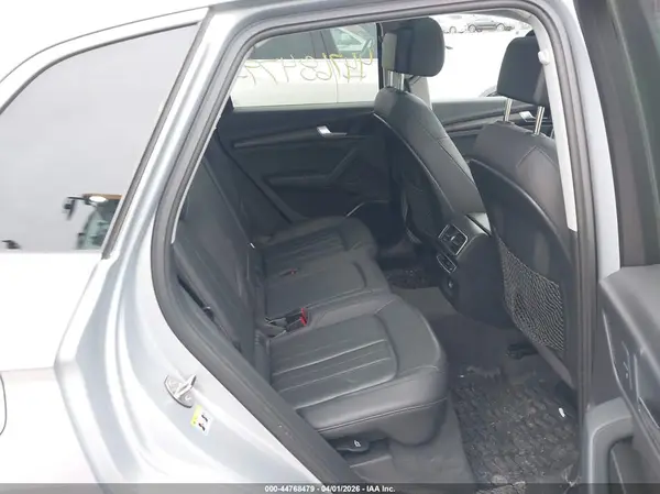 WA1BNAFY4J2067083 2018 AUDI Q5 - Image 8