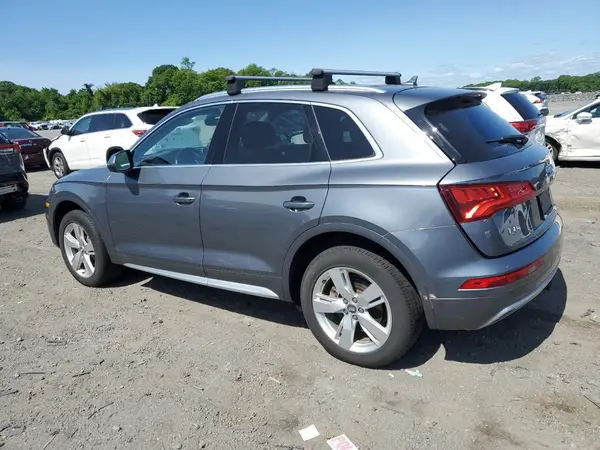 WA1BNAFY4J2068976 2018 AUDI Q5 - Image 2
