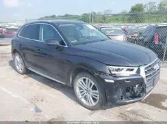 WA1BNAFY4J2074521 2018 AUDI Q5