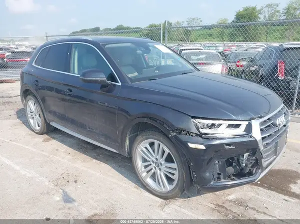 WA1BNAFY4J2074521 2018 AUDI Q5 - Image 1