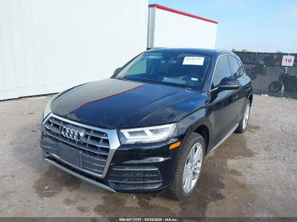WA1BNAFY4J2076477 2018 AUDI Q5 - Image 2