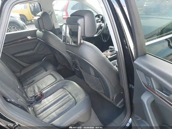 WA1BNAFY4J2076477 2018 AUDI Q5 - Image 8