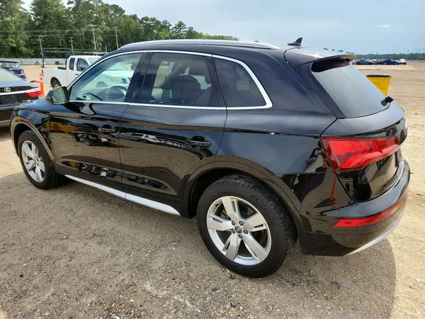 WA1BNAFY4J2077760 2018 AUDI Q5 - Image 2