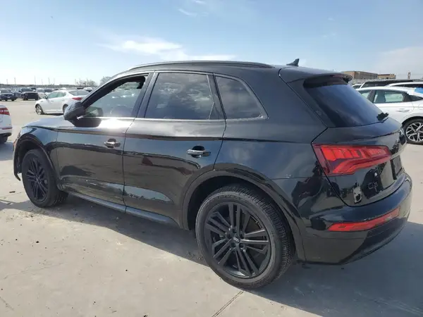 WA1BNAFY4J2078911 2018 AUDI Q5 - Image 2