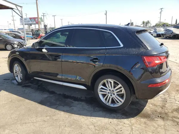 WA1BNAFY4J2082442 2018 AUDI Q5 - Image 2