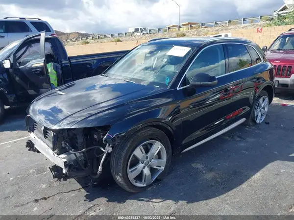WA1BNAFY4J2097653 2018 AUDI Q5 - Image 2