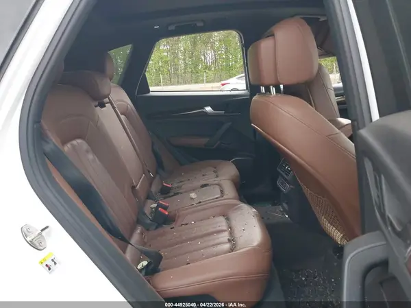 WA1BNAFY4J2100650 2018 AUDI Q5 - Image 8