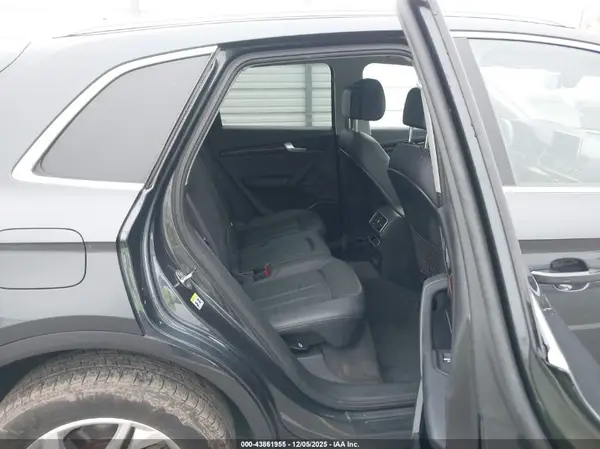 WA1BNAFY4J2106819 2018 AUDI Q5 - Image 8
