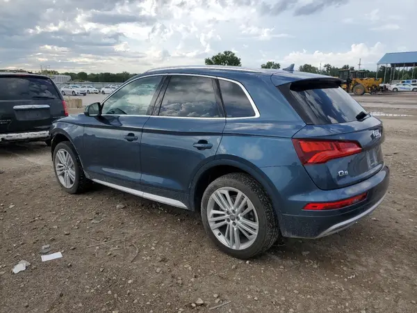 WA1BNAFY4J2114967 2018 AUDI Q5 - Image 2