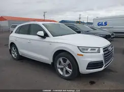 WA1BNAFY4J2118372 2018 AUDI Q5