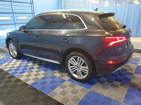 WA1BNAFY4J2127427 2018 AUDI Q5 - Image 2