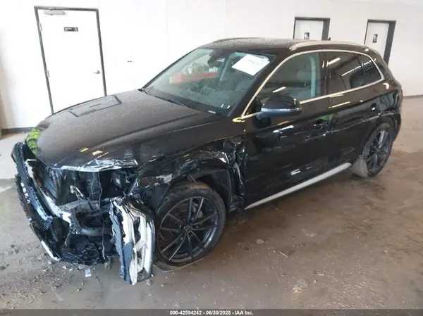 WA1BNAFY4J2129856 2018 AUDI Q5 - Image 2