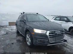 WA1BNAFY4J2142493 2018 AUDI Q5