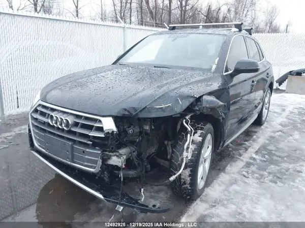 WA1BNAFY4J2142493 2018 AUDI Q5 - Image 2