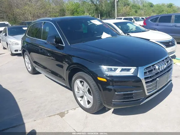 WA1BNAFY4J2146799 2018 AUDI Q5 - Image 1