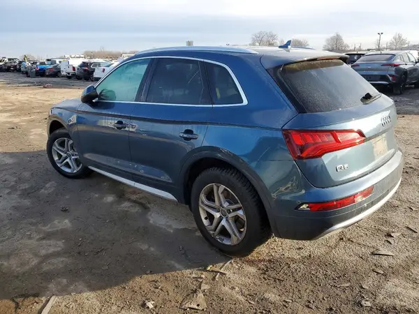 WA1BNAFY4J2172819 2018 AUDI Q5 - Image 2