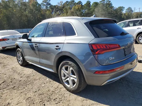 WA1BNAFY4J2185747 2018 AUDI Q5 - Image 2