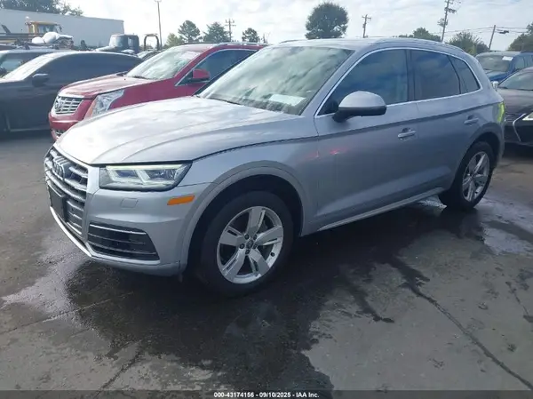 WA1BNAFY4J2197302 2018 AUDI Q5 - Image 2