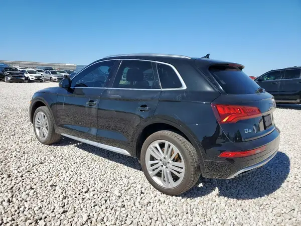 WA1BNAFY4J2201090 2018 AUDI Q5 - Image 2