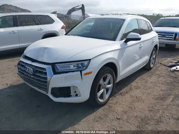 WA1BNAFY4J2207410 2018 AUDI Q5 - Image 2