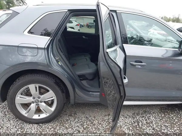 WA1BNAFY4J2215099 2018 AUDI Q5 - Image 8