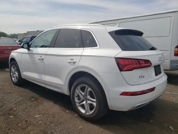 WA1BNAFY4J2226507 2018 AUDI Q5 - Image 2