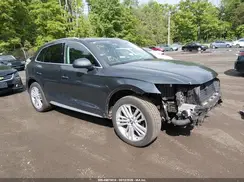 WA1BNAFY4J2226913 2018 AUDI Q5