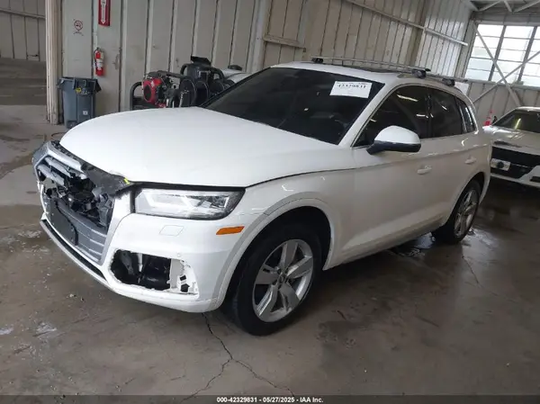 WA1BNAFY4J2230802 2018 AUDI Q5 - Image 2