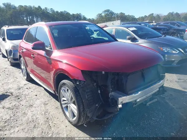 WA1BNAFY4J2237636 2018 AUDI Q5 - Image 1