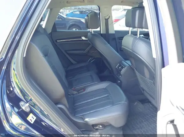 WA1BNAFY4J2238995 2018 AUDI Q5 - Image 8