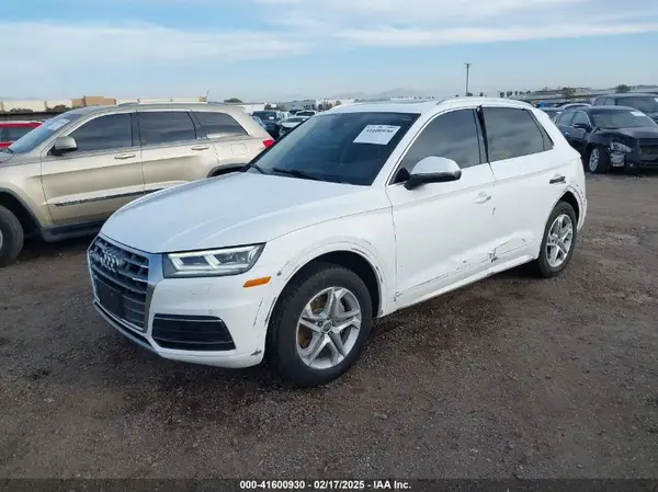 WA1BNAFY4J2240701 2018 AUDI Q5 - Image 2