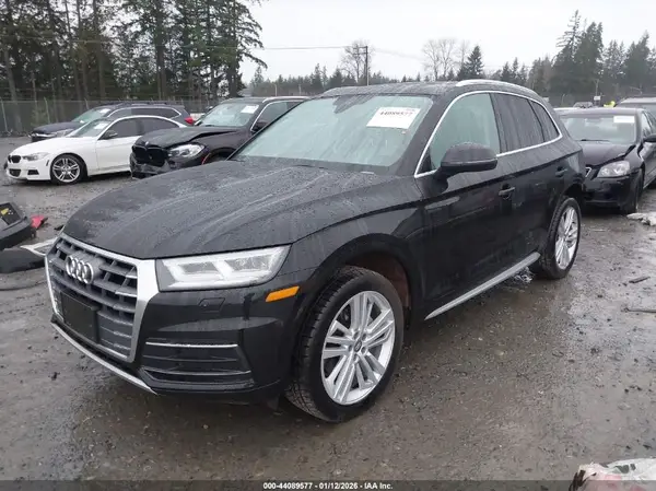 WA1BNAFY4J2245980 2018 AUDI Q5 - Image 2