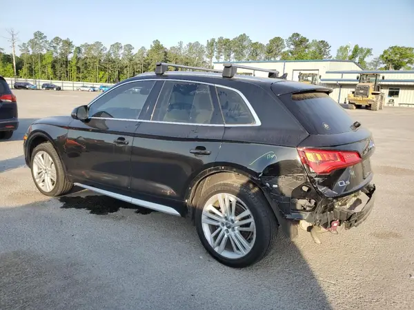 WA1BNAFY4K2025062 2019 AUDI Q5 - Image 2