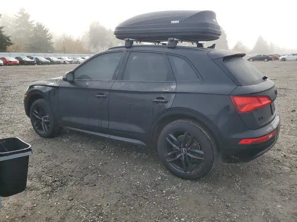 WA1BNAFY4K2028401 2019 AUDI Q5 - Image 2