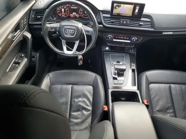 WA1BNAFY4K2028401 2019 AUDI Q5 - Image 8