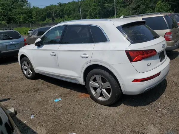 WA1BNAFY4K2034523 2019 AUDI Q5 - Image 2