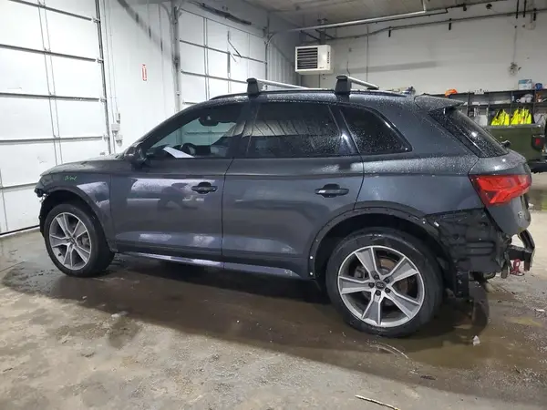 WA1BNAFY4K2036126 2019 AUDI Q5 - Image 2