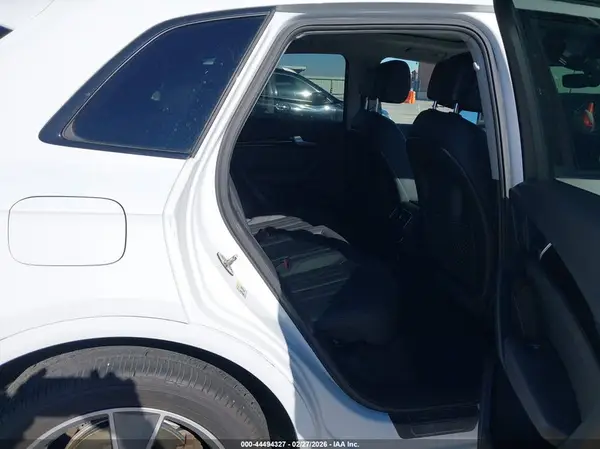 WA1BNAFY4K2036644 2019 AUDI Q5 - Image 8