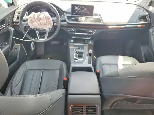 WA1BNAFY4K2040743 2019 AUDI Q5 - Image 8