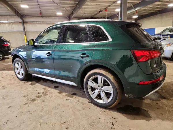 WA1BNAFY4K2049992 2019 AUDI Q5 - Image 2