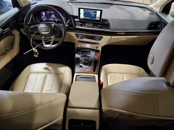 WA1BNAFY4K2049992 2019 AUDI Q5 - Image 8